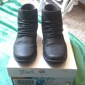 Clark's Cloudstepper Boots